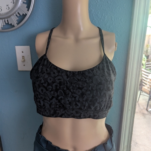 Lululemon Black Leopard Print Crop Top - Picture 4 of 6